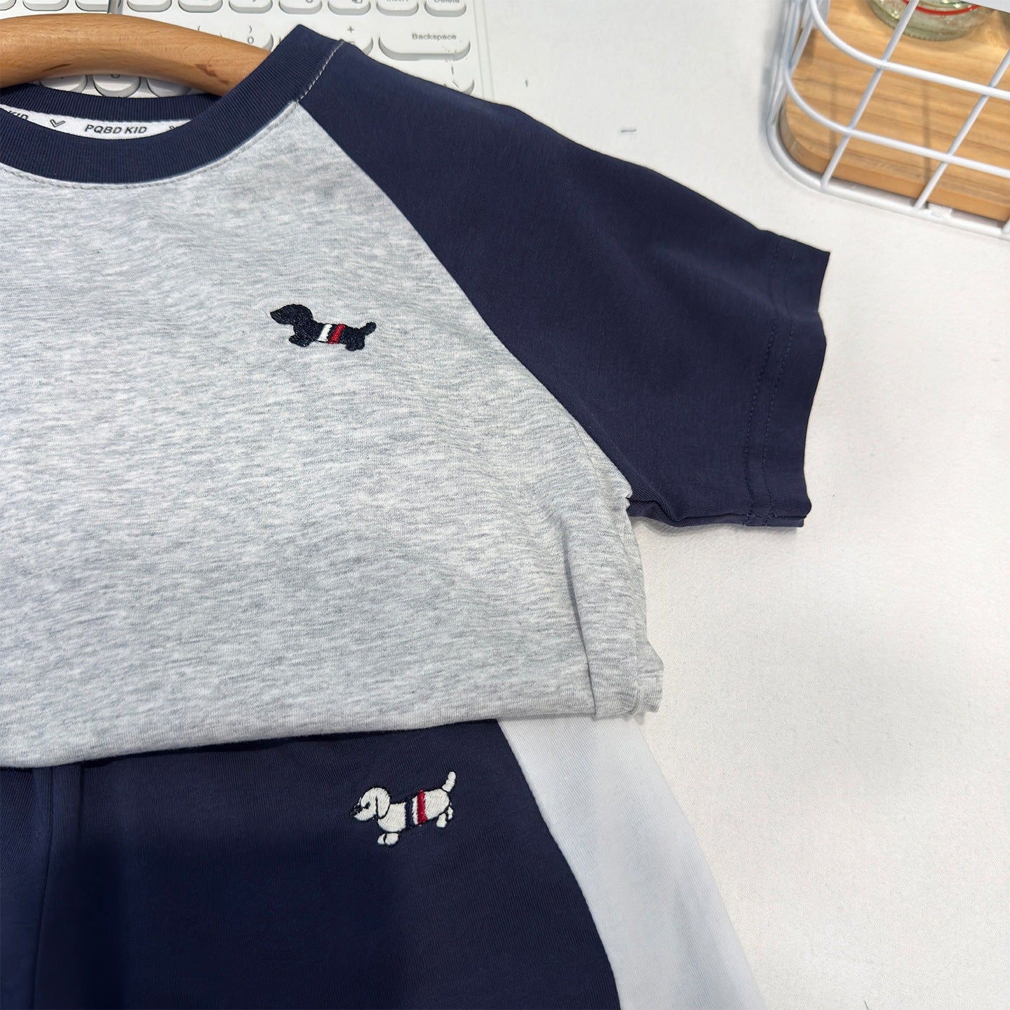 Boys Navy & Grey Stripe-Sleeve Raglan Tee & Shorts 2-Piece Set