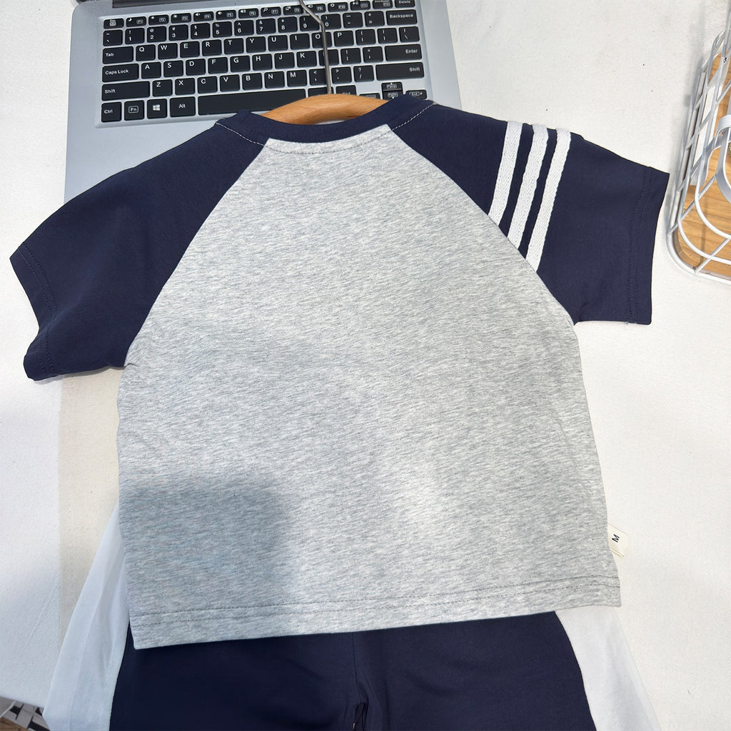 Boys Navy & Grey Stripe-Sleeve Raglan Tee & Shorts 2-Piece Set