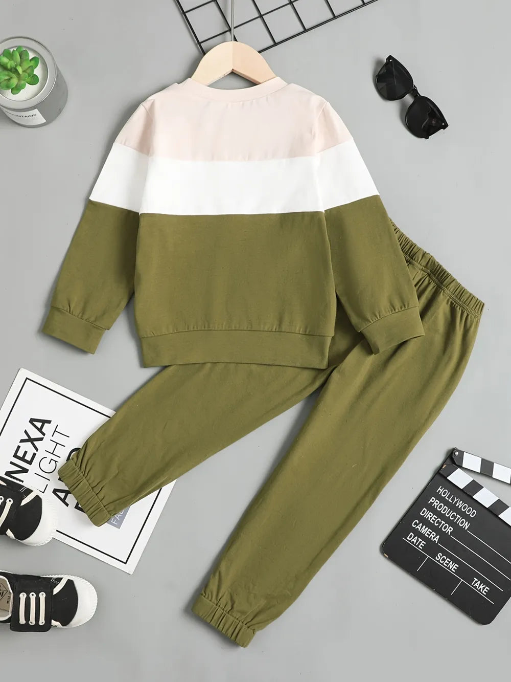 Boys Colorblock Sweatshirt & Jogger Set – Olive Green