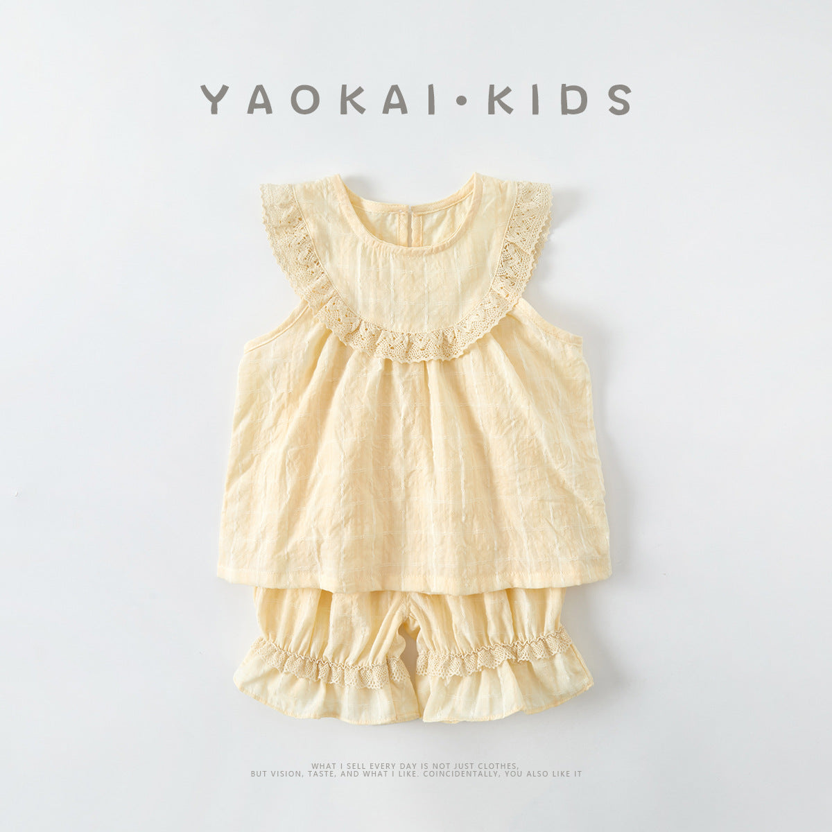 Buttercup Ruffle Top & Bloomer 2-Piece Baby Set